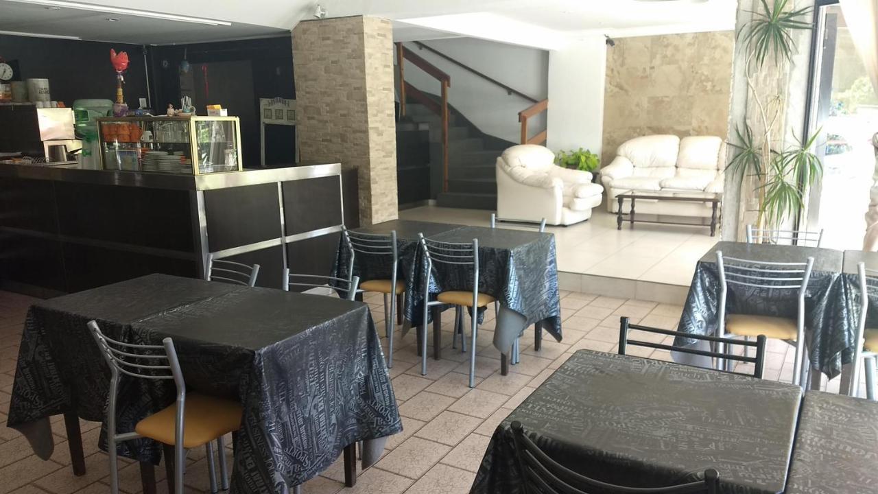 Hotel Soleares Мар дел Плата Екстериор снимка